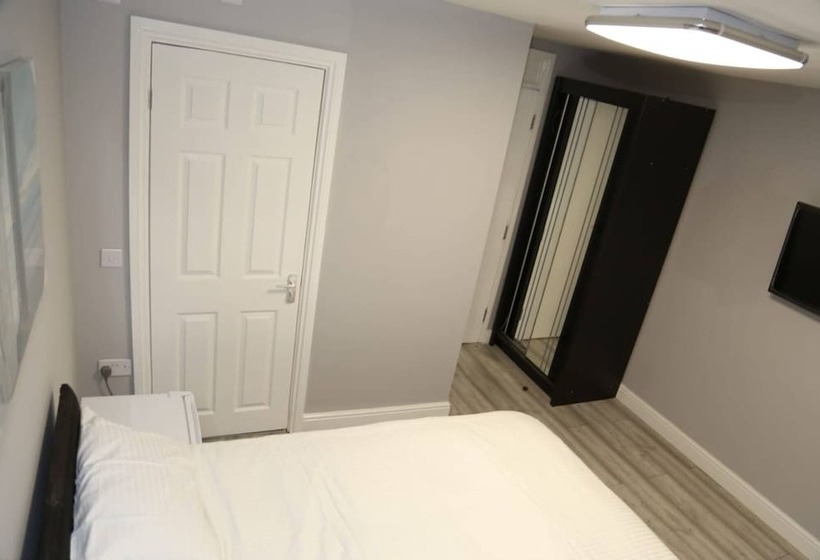Пансион Room In House   Aa Guest Room5
