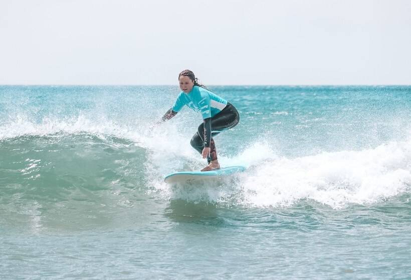 بنسيون Aotearoa Surf Eco Pods