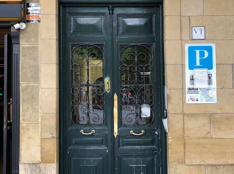 پانسیون Belle époque Self Check In Guest House