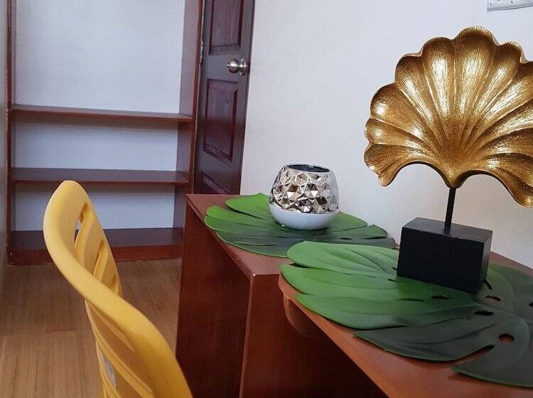 פנסיון K Mansionette