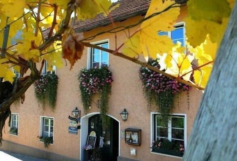 بنسيون Weingut Donabaum
