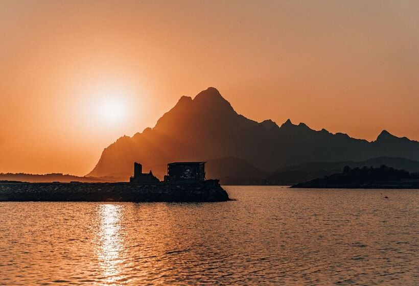 استراحتگاه Skårungen   Hotel, Cabins And Camping