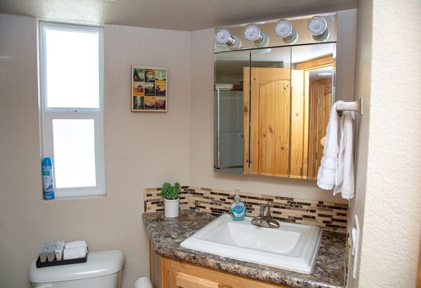 Trail And Hitch Tiny Home Hotel And Rv