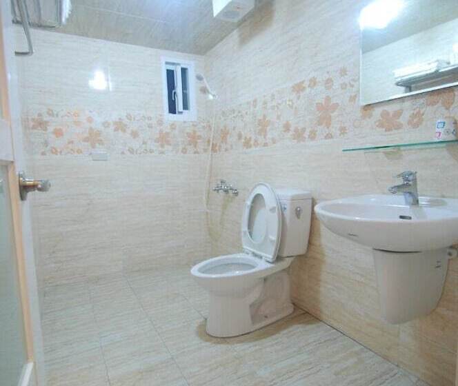 تختخواب و صبحانه Bluesha Homestay