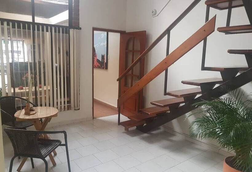 تختخواب و صبحانه Don Juan Colonial