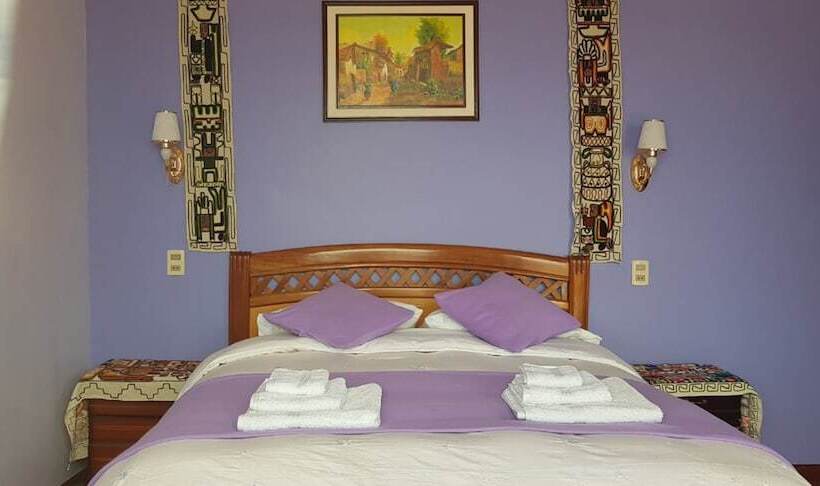 Hostal Phaxsi