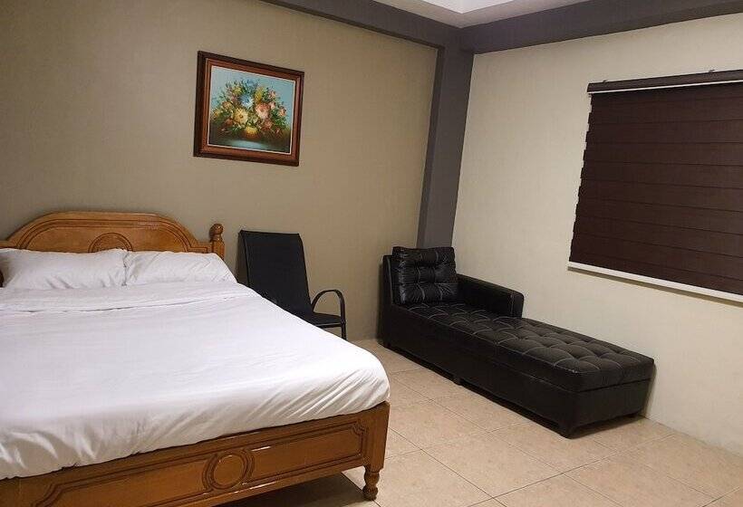 هتل 2428 Suites