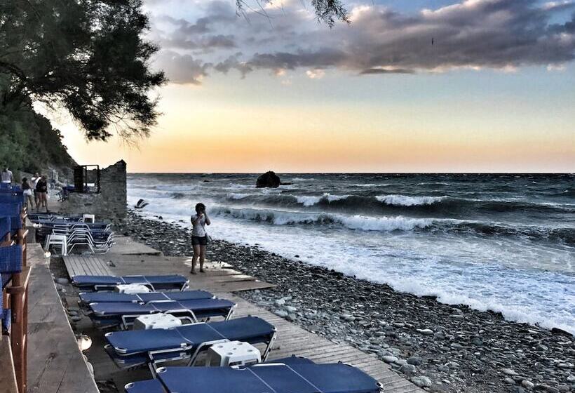 فندق Aqua Rossa