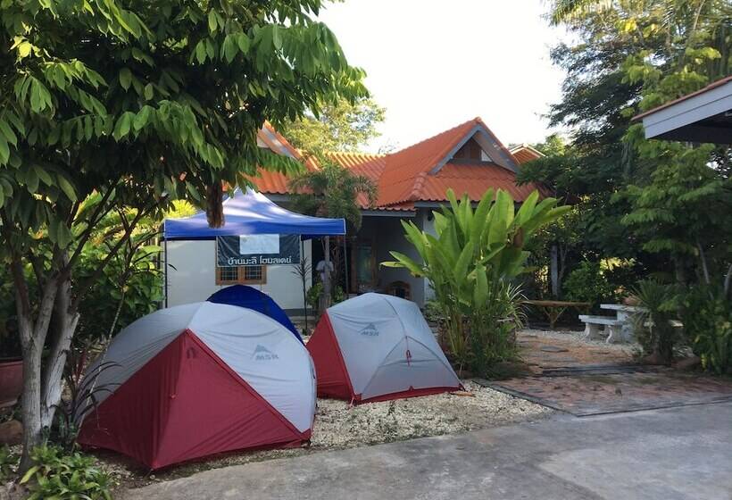 هتل Baan Mali Lampang