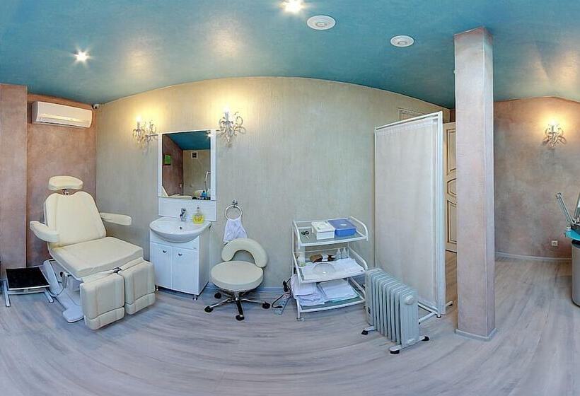 Отель Berejki Hall