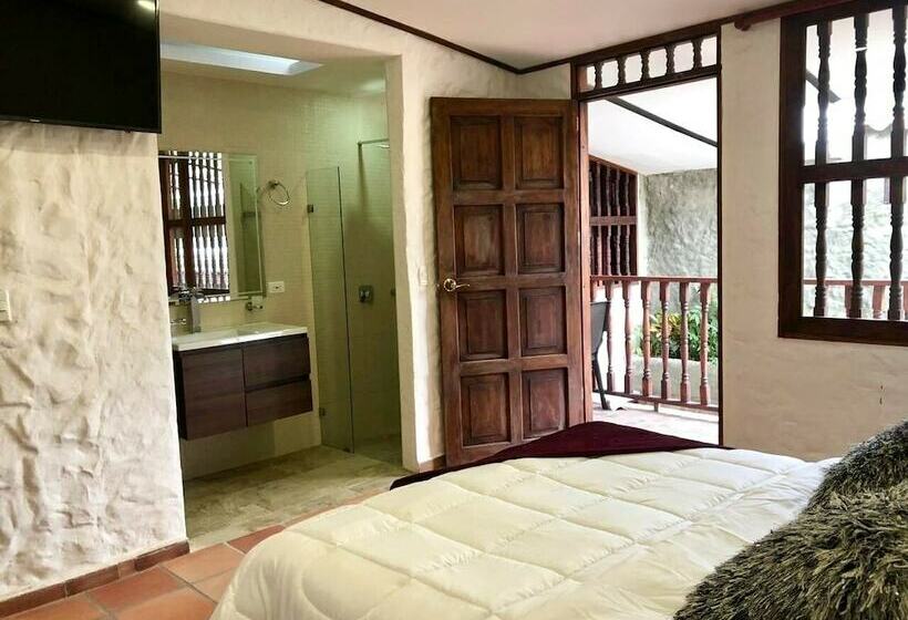 هتل Casona Del Virrey