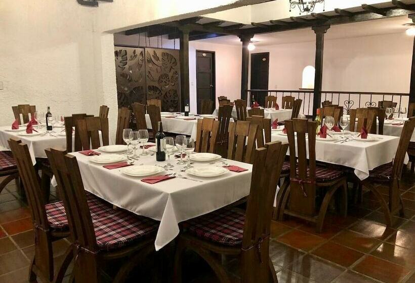 هتل Casona Del Virrey