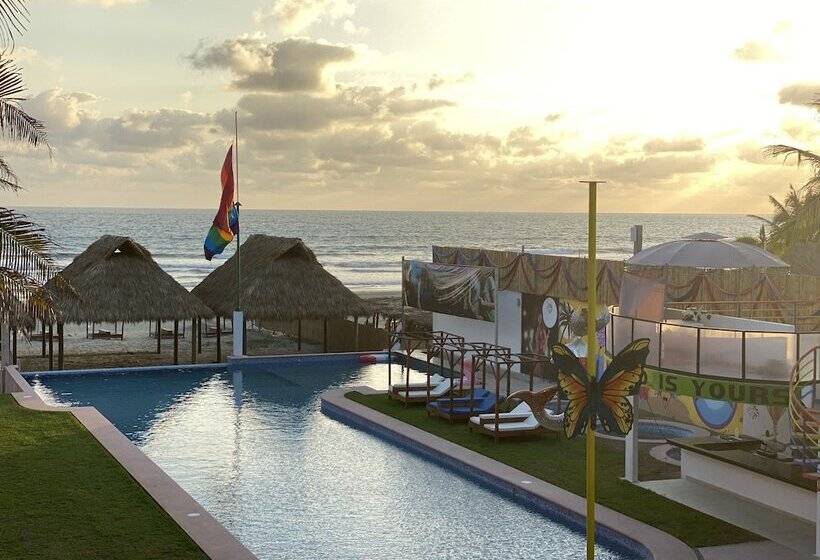هتل Club De Playa Dioses Y Reinas