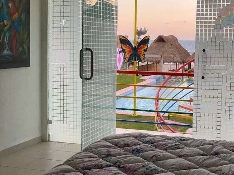 هتل Club De Playa Dioses Y Reinas