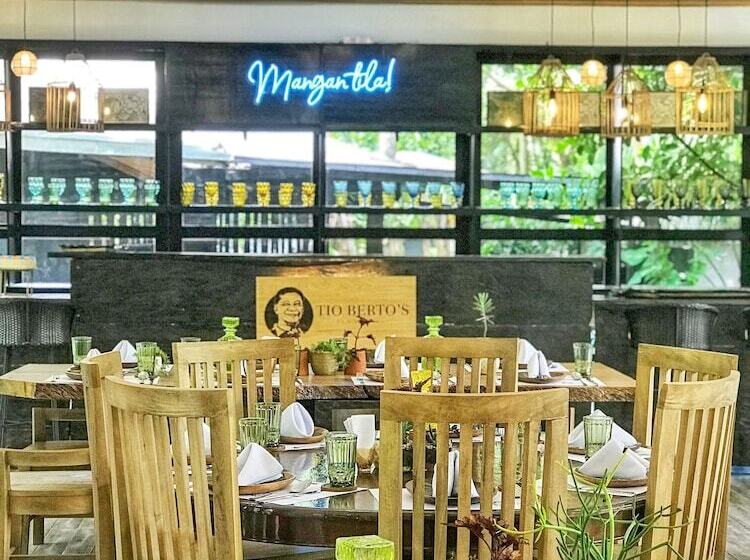 בית מלון כפרי Hiraya Wellness Resort And Ecopark