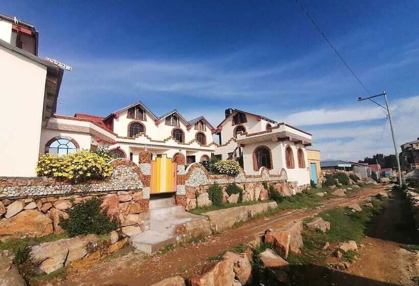 هتل Hostal Jallalla