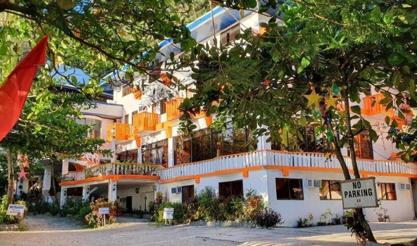 فندق Mt. Bagarabon Beach And Mountain Resort