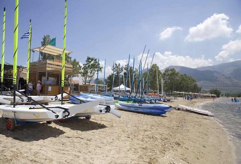 هتل Paleros Beach Resort