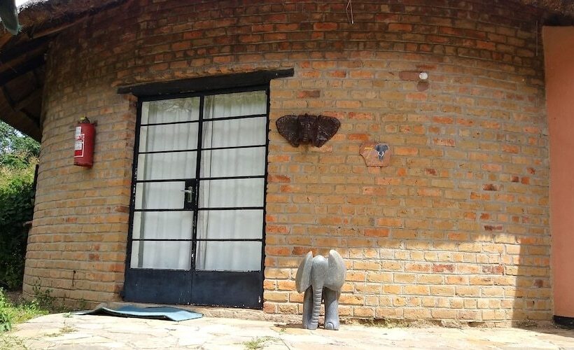 فندق Ruwa River Herbal Clinic & All Inclusive Oasis Spa Resort