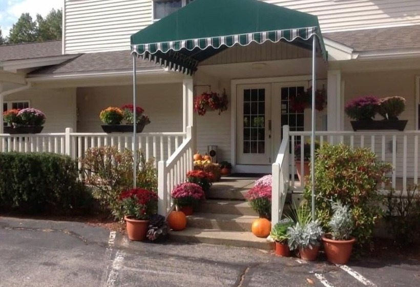 مُتل Golden Apple Inn