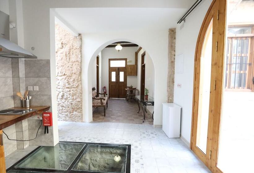 پانسیون Hilmi Efendi Guest House