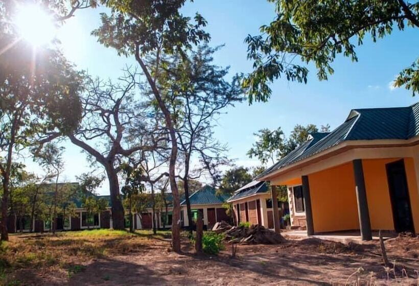 بنسيون Mantis Lodge & Camping Site
