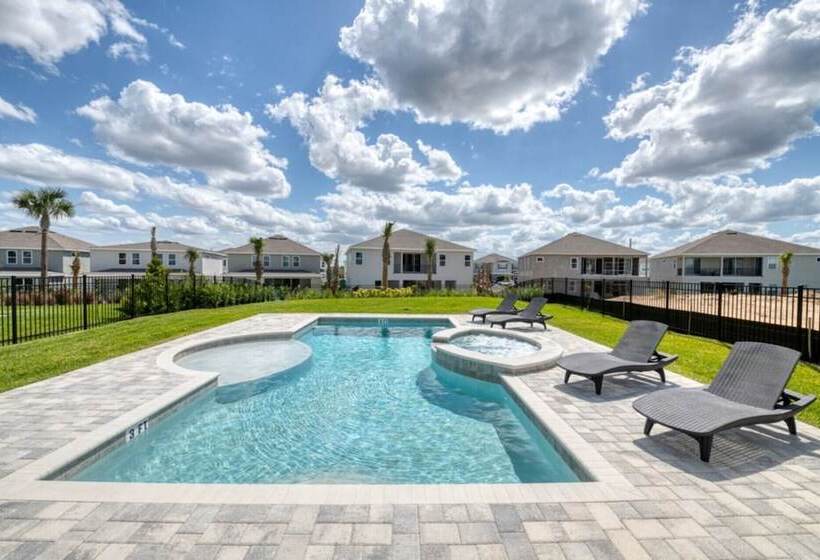 Villa In Encore Resort At Reunion 3458