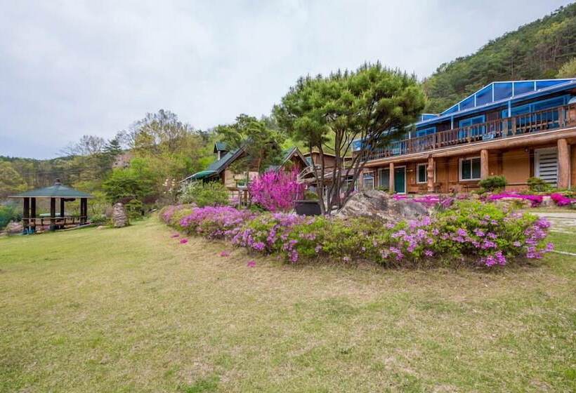 Yanggaksan Pension