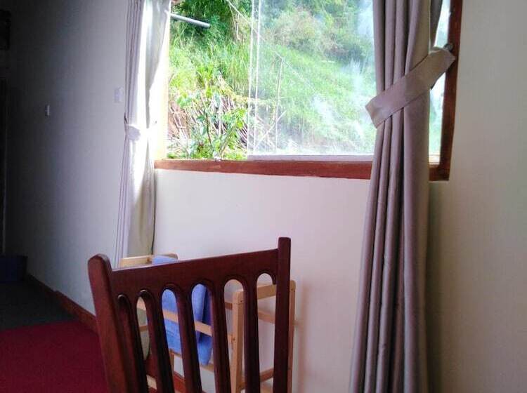 Aurora Villa   Hostel