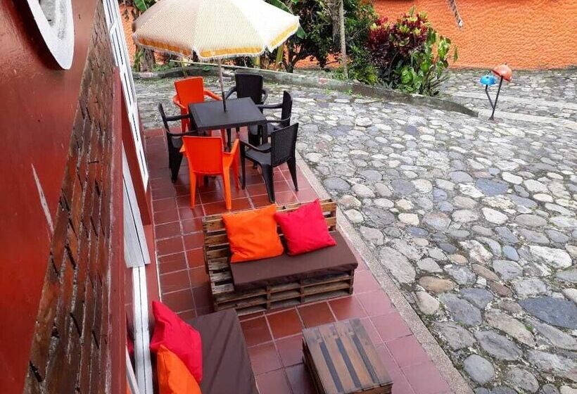 Bed and Breakfast Posada Aventura