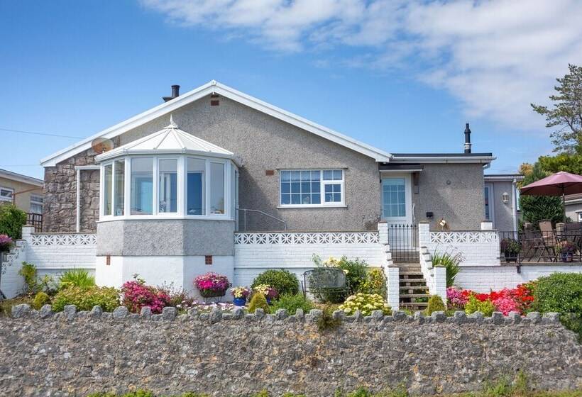 Cororion Cottage
