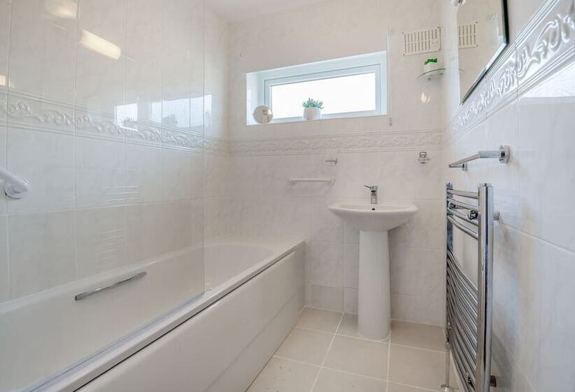 Cororion Cottage