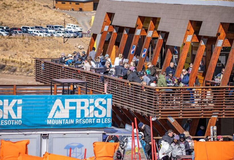 هتل Afriski Mountain Resort