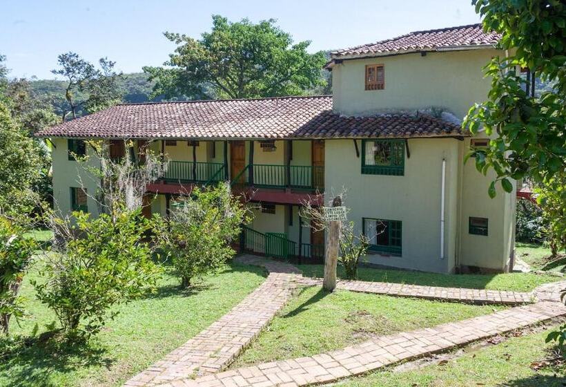 هتل Campestre Los Arrayanes