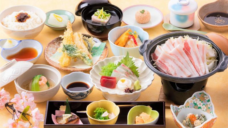 هتل Chikugofunegoya Koen No Yado