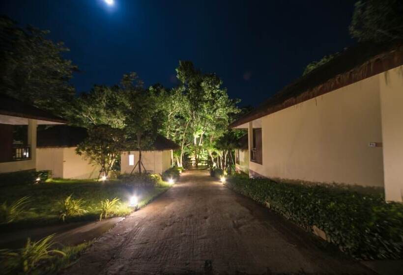 בית מלון כפרי Elysian Koh Chang Bungalows And Pool Villa