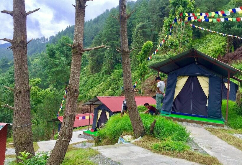 هتل Kakani Adventure Camp