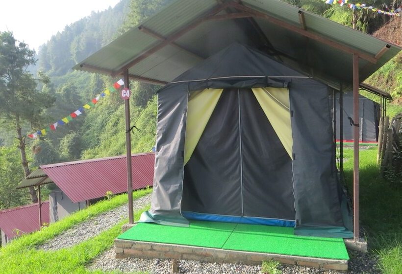 هتل Kakani Adventure Camp