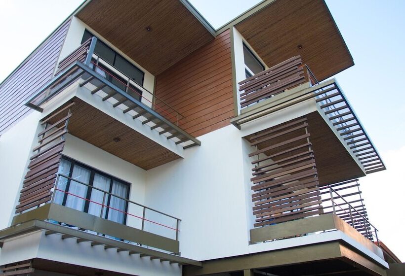 هتل La Fortuna Lodge