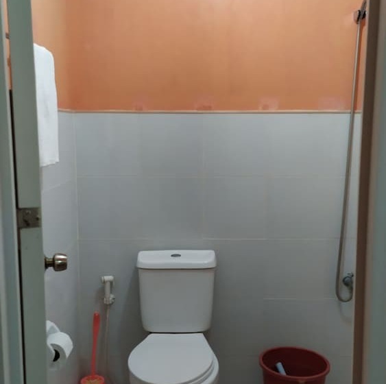 בית מלון כפרי Labros Adventure Camp And Waterfront