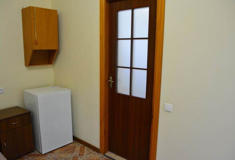هتل Oazis