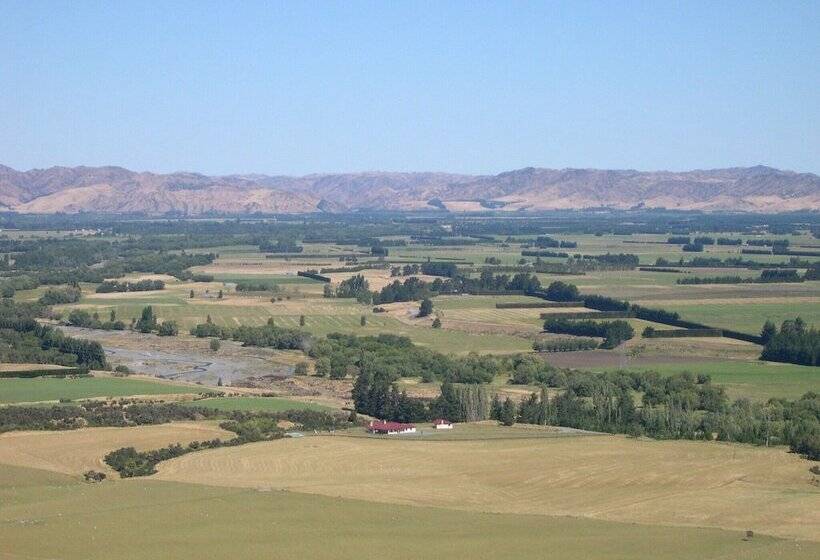 هتل روستایی Pahau Downs