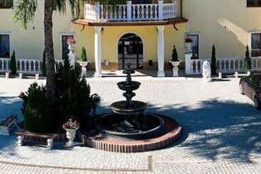 هتل & Spa Antyczny Dwór