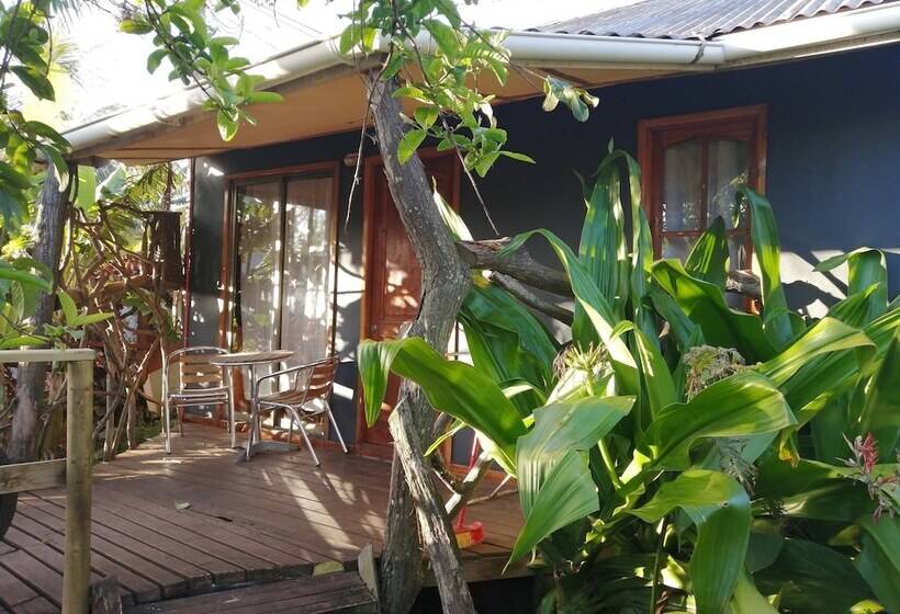 فندق Tuava Lodge