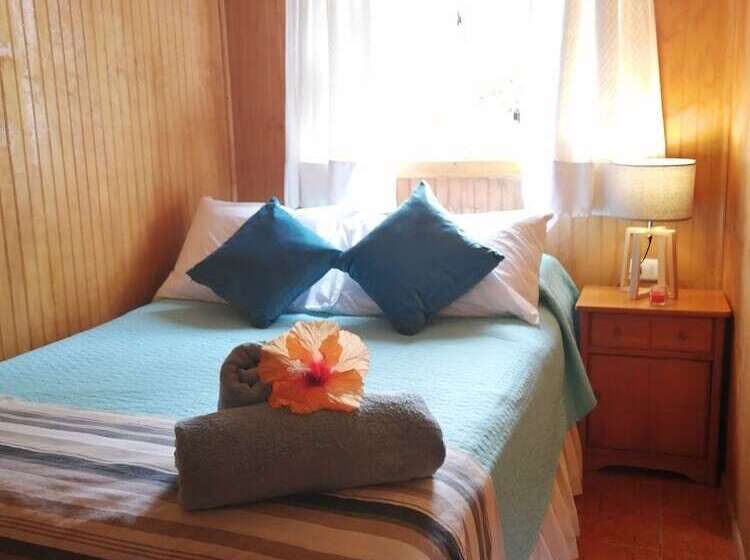 فندق Tuava Lodge