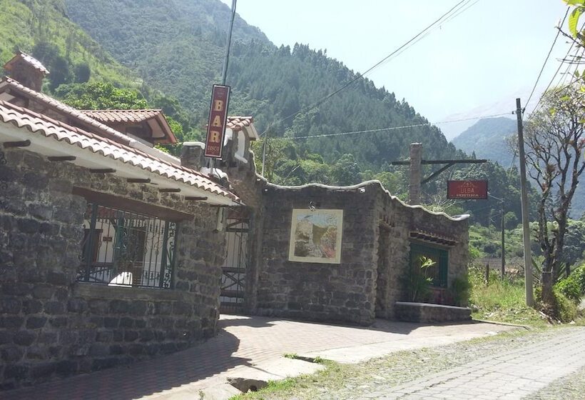 هتل Ulba Hosteria
