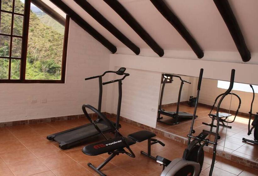 هتل Ulba Hosteria