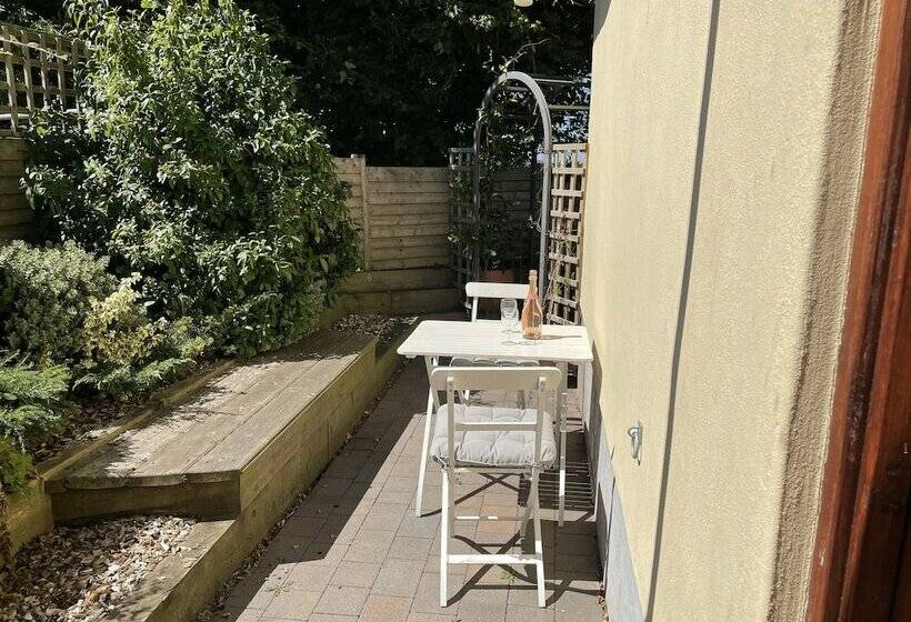 Mendip Cottage