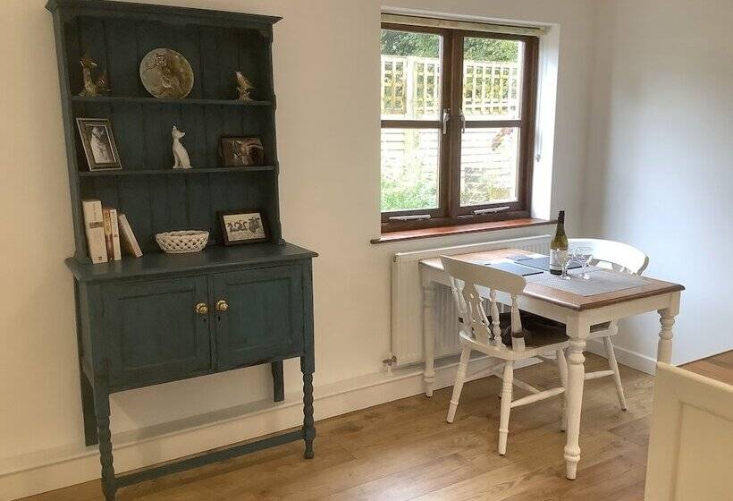 Mendip Cottage