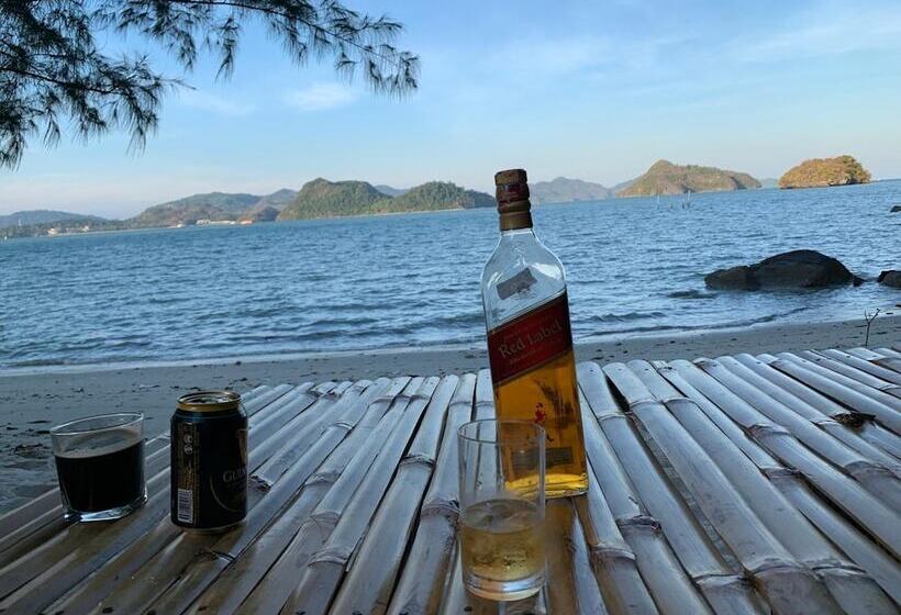ペンション Wild Pasir Panjang Villas